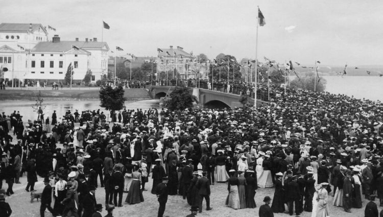 Teaterbron i Karlstad 19003.
