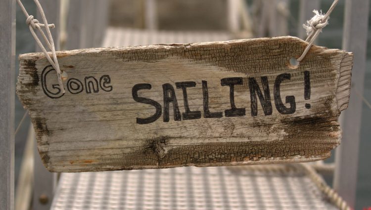 Skylt Gone Sailing, Bild Victor Engmark